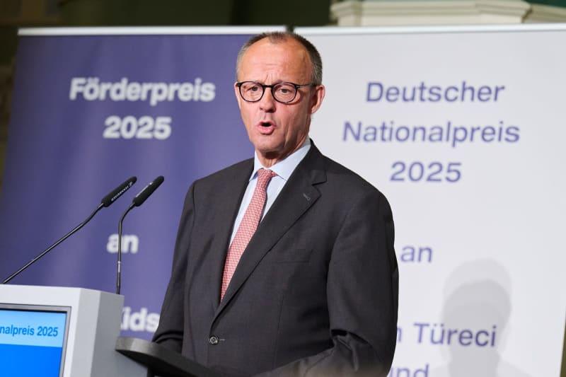 Alemania cede ante UniCredit: Friedrich Merz descarta bloquear la compra histórica de Commerzbank imagen del post