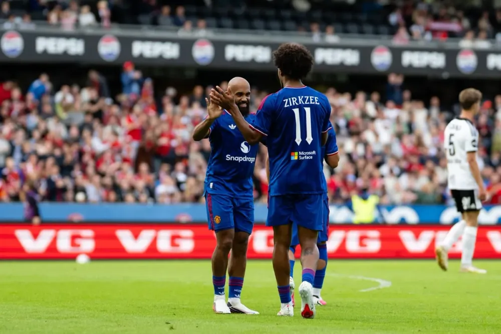 Rosenborg 0-5 Manchester United: la cantera firma la primera victoria de Carrick imagen del post