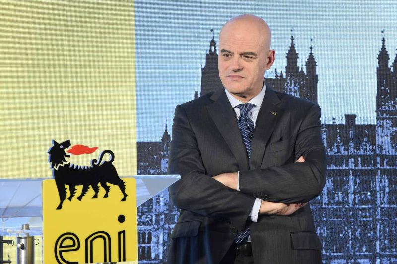 El CEO de Eni advierte un empeoramiento de la crisis energética global por el bloqueo en el estrecho de Ormuz imagen del post