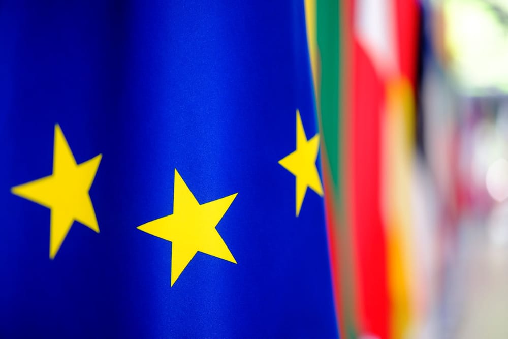 El conflicto entre Estados Unidos e Irán golpea al euro y reaviva las presiones inflacionarias en Europa imagen del post