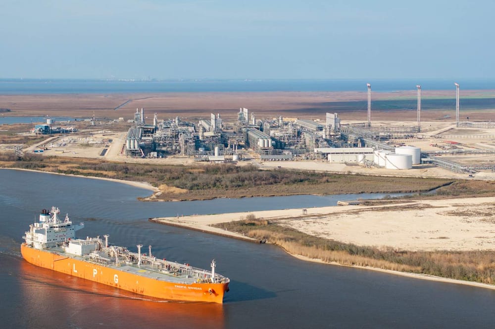 El conflicto geopolítico frena la energía: la AIE prevé la primera caída de la demanda global de gas desde 2022 imagen del post