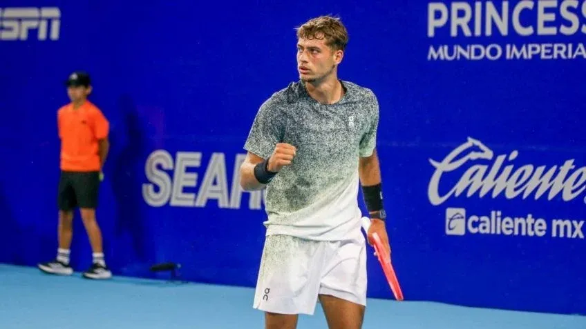 Rodrigo Pacheco fuerza el tercer set en Los Cabos, donde nunca ha ganado un partido imagen del post