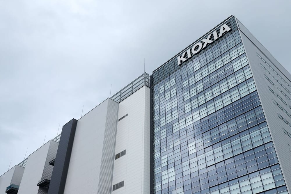 Kioxia pierde la mitad de su valor en un mes y arrastra al sector de microchips en una caída global imagen del post