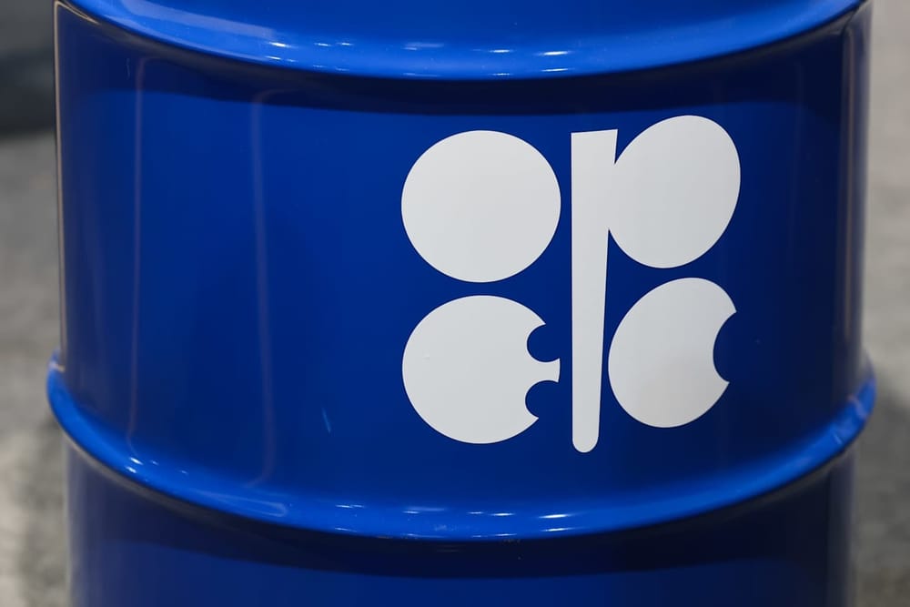 La OPEP+ aumentará su producción en 188.000 barriles diarios en agosto tras el pacto entre EE. UU. e Irán imagen del post