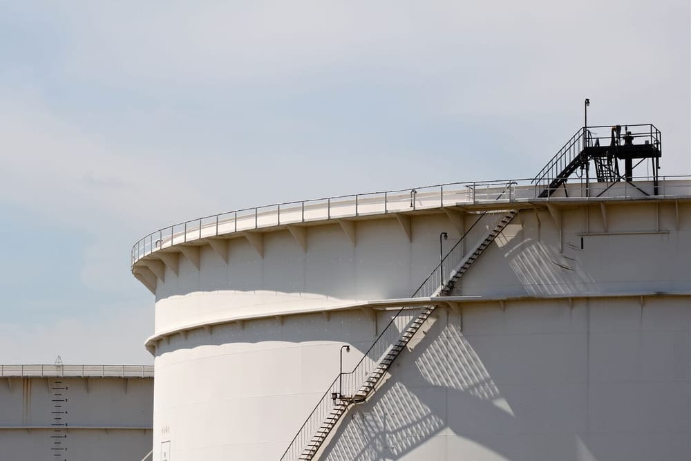 Las reservas de China frenan la crisis del petróleo en Ormuz, pero el blindaje expira en septiembre imagen del post