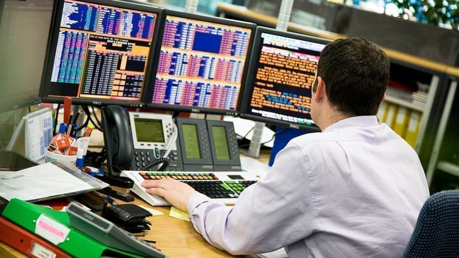 Los fondos de cobertura disparan sus apuestas alcistas al petróleo al ritmo más rápido en una década imagen del post