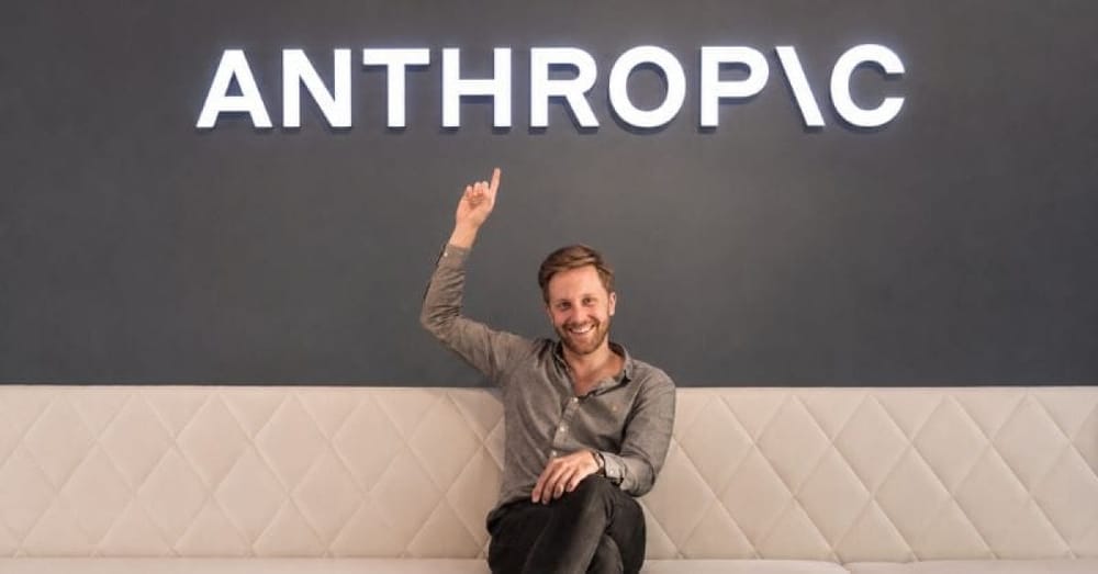 Anthropic ficha a Tom Blomfield, cofundador de Monzo, para su equipo de cómputo imagen del post