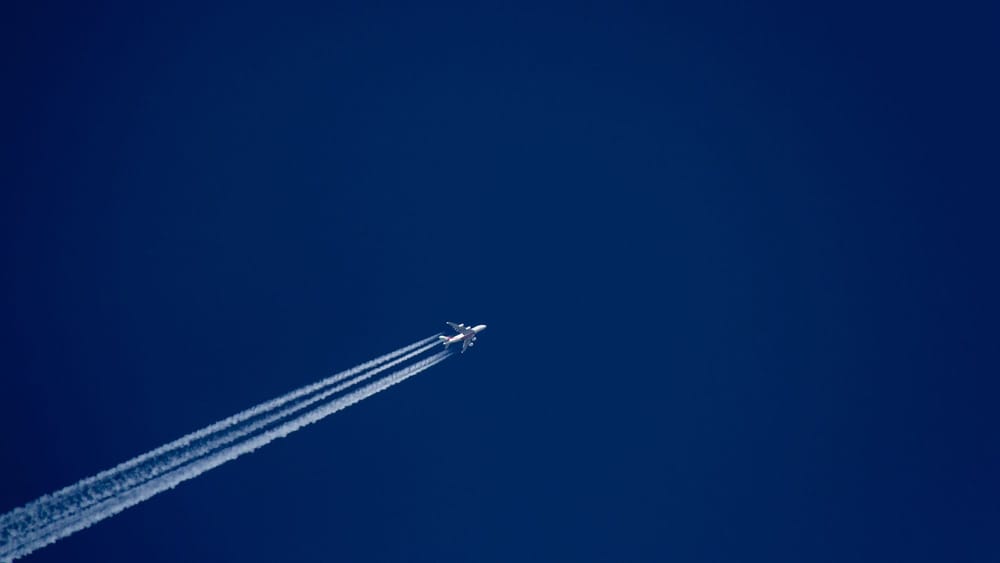 Desviar vuelos para no dejar estelas: el ensayo de Google en el Atlántico va sin aerolíneas imagen del post