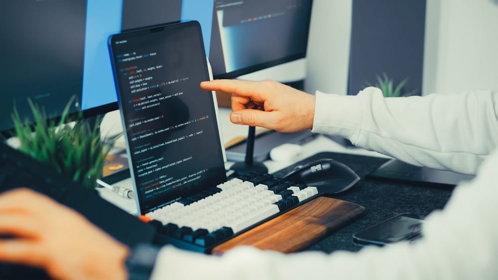 Cursor lanza Origin, su alternativa a GitHub para alojar código y revisar pull requests imagen del post