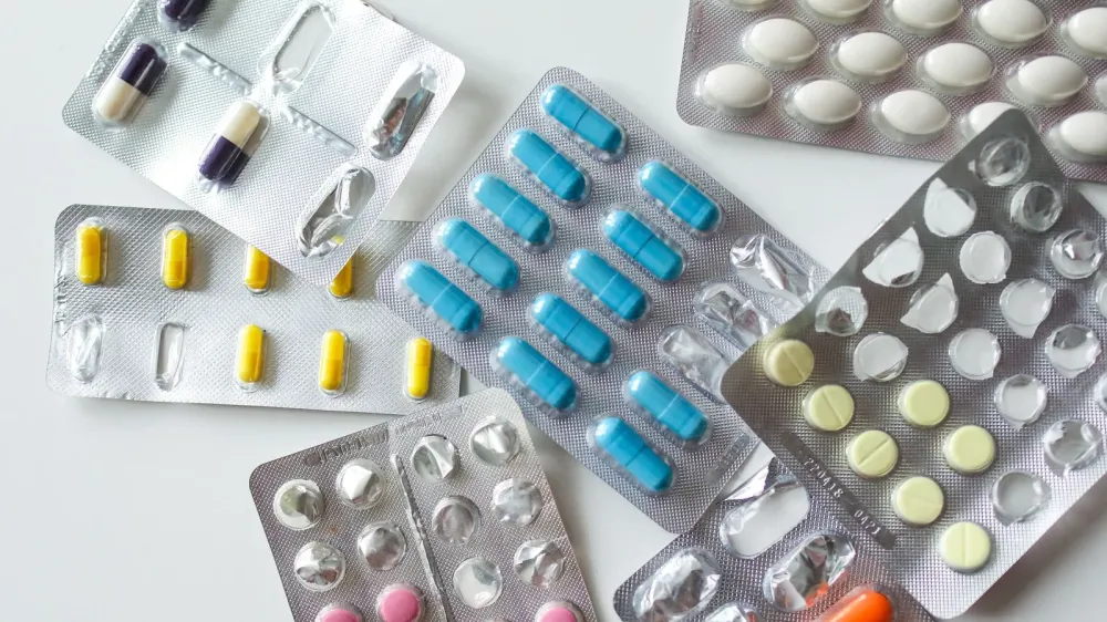 Minsa de Panamá lanza campaña contra medicamentos falsificados y pide denuncias anónimas imagen del post