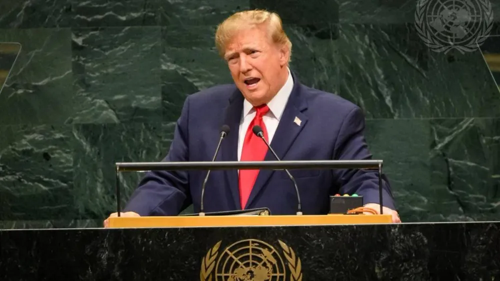 Trump lanza múltiples amenazas con usar su “poder militar” en la Asamblea General de la ONU imagen del post
