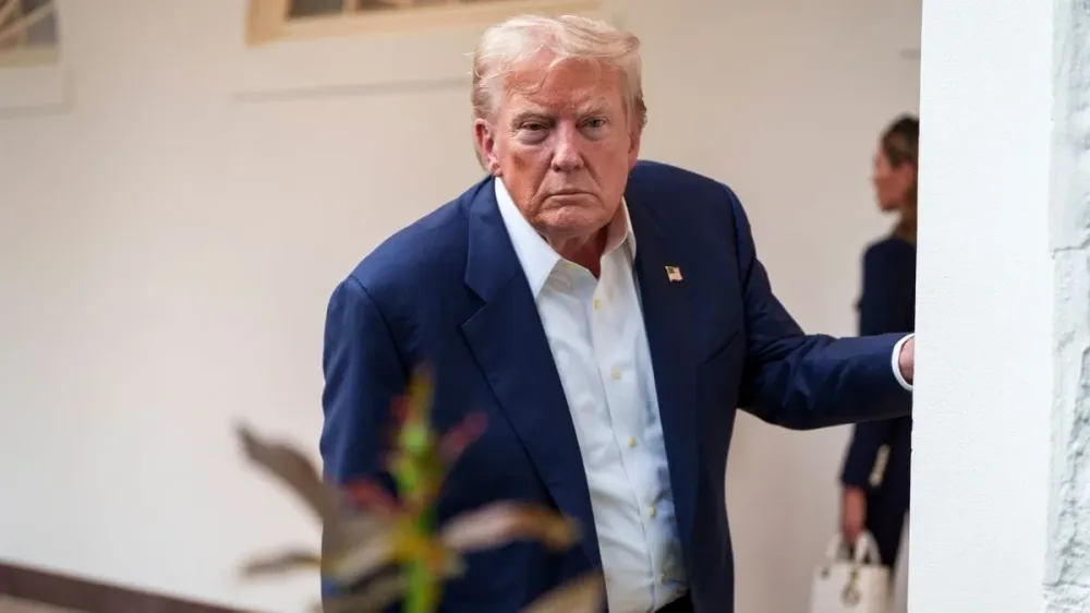 Trump presiona a Zelenski y Putin para cerrar un acuerdo de paz antes de fin de año imagen del post