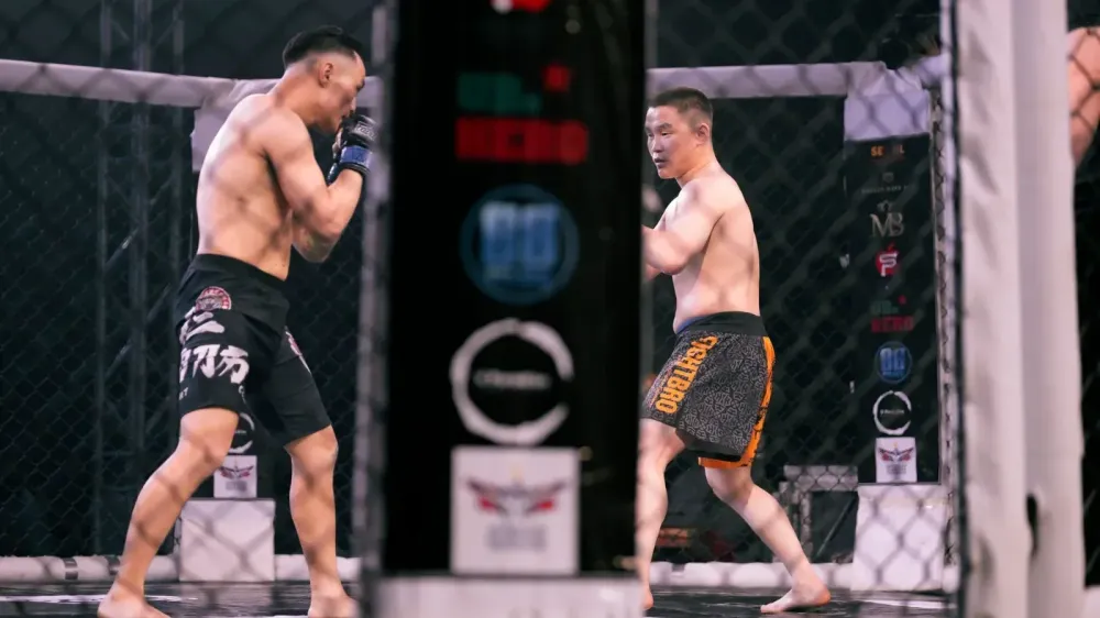 Alexander Hernandez vence por nocaut técnico a Rafael dos Anjos en UFC 332 imagen del post