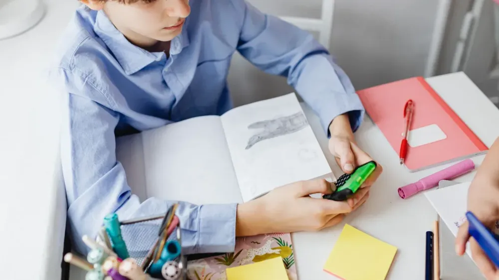 Common Sense Media califica ChatGPT for Teens como un "riesgo inaceptable" imagen del post