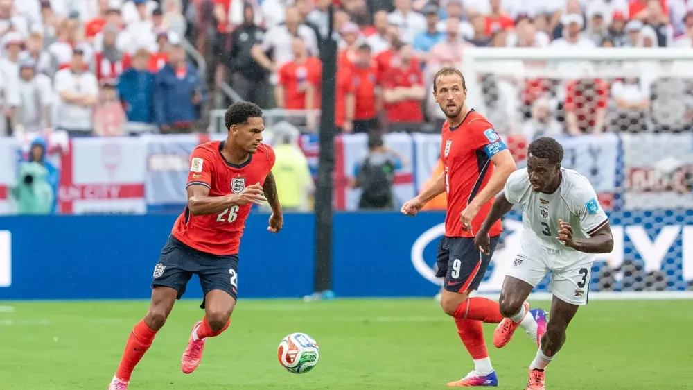 FIFA da dos partidos de castigo a Quansah por la roja ante México; Inglaterra no puede apelar imagen del post