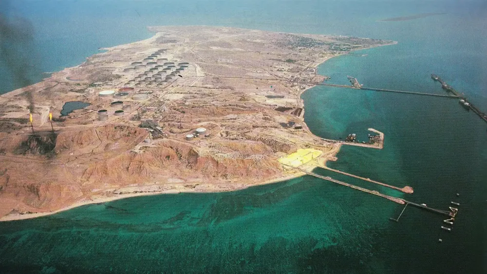 Irán declara el cese al fuego "prácticamente sin sentido" y Trump amenaza con tomar la isla de Kharg, salida del 90% de su crudo imagen del post