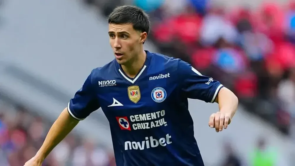 José Paradela en duda con Cruz Azul para partido contra Pumas imagen del post