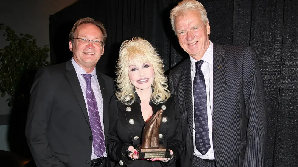 Muere Dolly Parton a los 80 años: Ícono del Country imagen del post