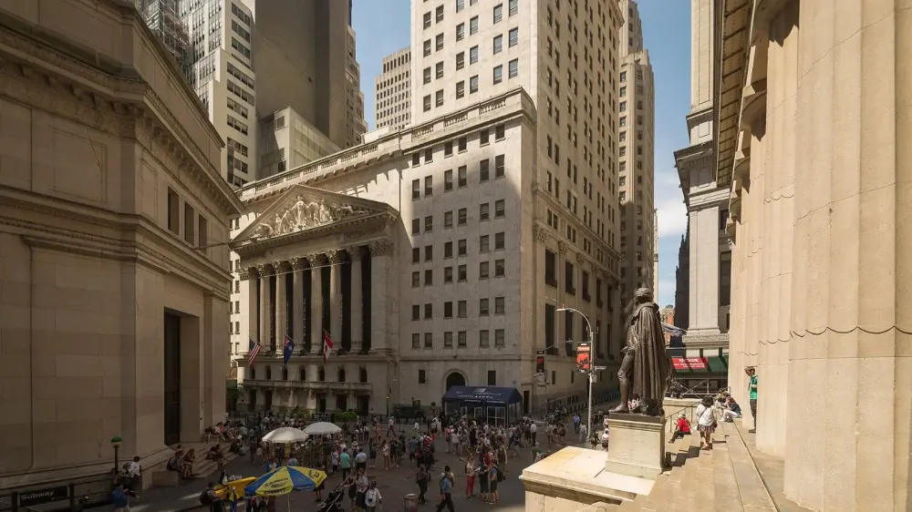 S&P 500 y Nasdaq retroceden tras los récords impulsados por la IA imagen del post