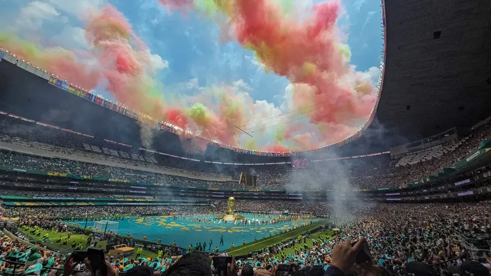Shakira y Burna Boy abren el Mundial 2026 en el Azteca; México vence 2-0 a Sudáfrica imagen del post