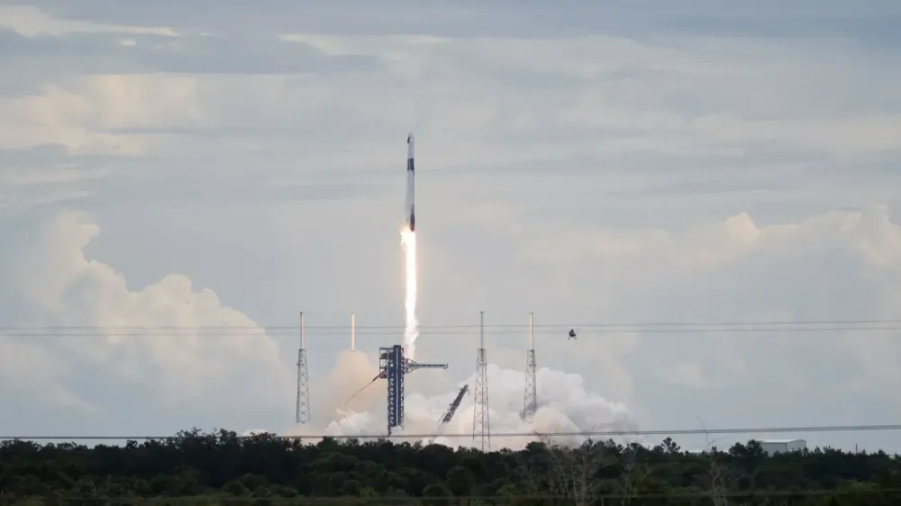 SpaceX sube 7.35% en bolsa tras tres lanzamientos en menos de 13 horas imagen del post