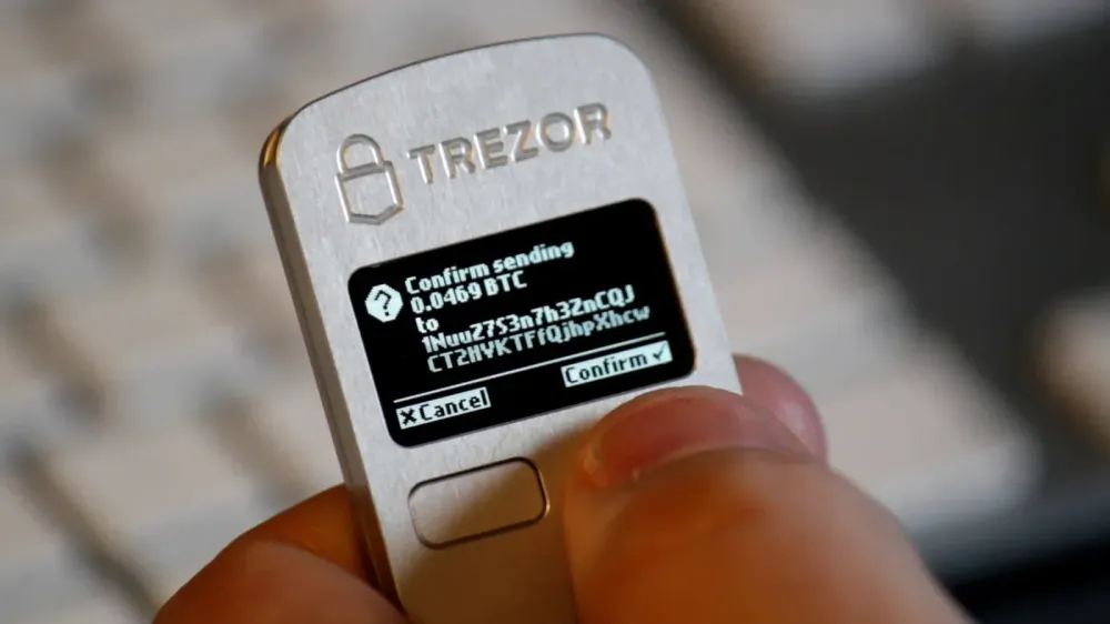 Trezor recorta revendedores tras el hallazgo de wallets Ledger manipuladas imagen del post