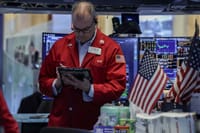 Los mercados globales caen mientras la crisis de Ormuz lleva los rendimientos de los bonos a máximos de varios años