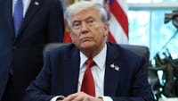 Trump dice que el acuerdo con Irán para reabrir el Estrecho de Ormuz se firma el domingo; Irán lo niega imagen del post