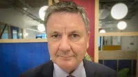 John Edwards renuncia como regulador de datos e IA del Reino Unido tras una investigación por su conducta imagen del post