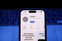 ChatGPT cae por debajo del 50% del mercado de IA por primera vez; Gemini y Claude avanzan imagen del post