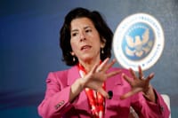 OpenAI, Anthropic, Amazon y Microsoft financian RAISE US, el plan de Raimondo para los trabajadores ante la IA imagen del post