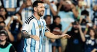 ¡Debut campeón! Argentina golea a Argelia con Hat-Trick de Messi imagen del post