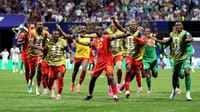 RD Congo remota y gana 3-1 a Uzbekistán para lograr la clasificación a 16vos de Final imagen del post