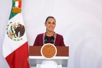 Calderón celebra su triunfo de 2006 y Sheinbaum responde: "usurpó la Presidencia" imagen del post