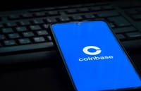 Las acciones de Coinbase suben tras el lanzamiento de la stablecoin Open USD