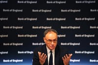 Operadores aumentan las apuestas de subidas de tipos del BCE y el Banco de Inglaterra mientras el petróleo roza los 85 dólares