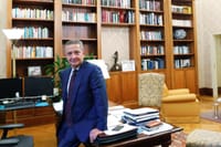 Fabio Panetta, miembro del BCE, advierte que los bancos centrales enfrentan una creciente presión política