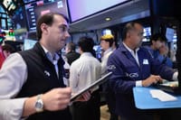 El índice de semiconductores se acerca a un mercado bajista tras profundizarse la venta masiva de acciones de chips