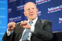 Goldman Sachs lanza una venta de bonos en euros tras captar 10,000 millones de dólares.