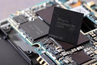 Caída en las acciones de chips de memoria tras el anuncio de la salida a bolsa de la china CXMT por 8.6 mil millones de dólares.