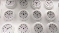 Relojes de pared en la tienda IKEA