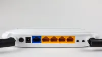 WLAN-Router TP-Link TL-WR841N.