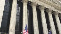 El exterior de la Bolsa de Valores de Nueva York en abril de 2022