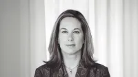 Disparo en blanco y negro de Kathleen Kennedy