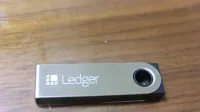 Ledger Nano S - Cartera dura - Almacenamiento en frío para criptomonedas