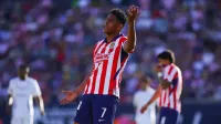 Luis Romo sería titular con Chivas en el juego contra Atlante imagen del post