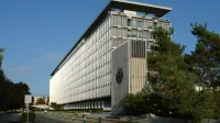 Sede de la Organización Mundial de la Salud desde Occidente, Ginebra.