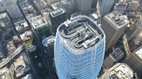 El techo de la Torre Salesforce en San Francisco, visto desde un DJI Mavic Air 2 en 2022.