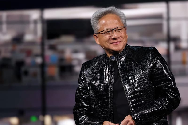 Nvidia reporta ingresos récord de 81,600 millones de dólares en el primer trimestre, superando las estimaciones.