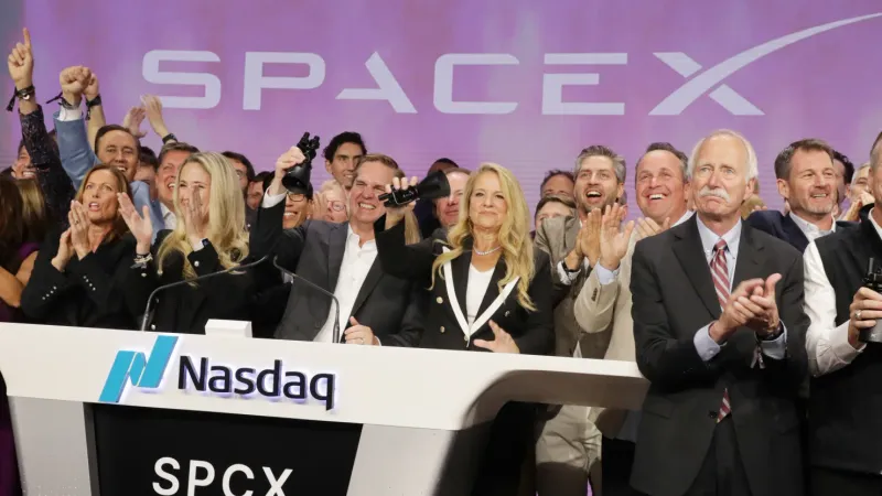 SpaceX sube 19.6% en su primer día completo en Nasdaq y Musk proyecta 1 billón de dólares en ingresos para 2030 imagen del post